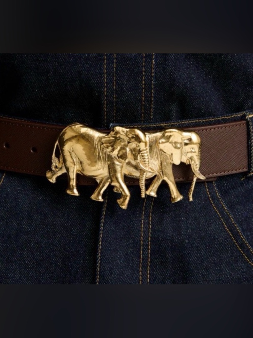 Banana Republic Black patent leather Belt with Gold Elephant buckle